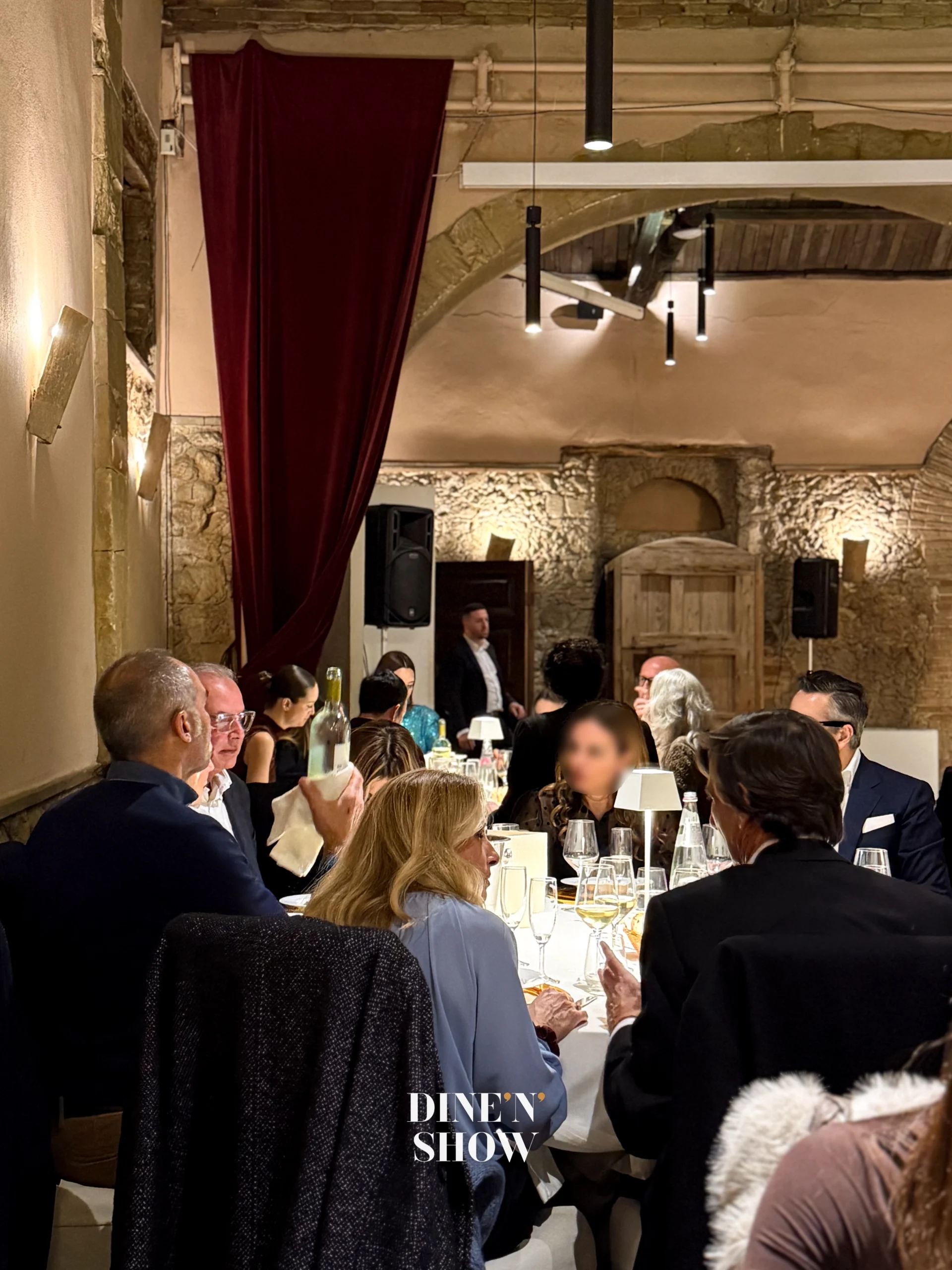 dinner-show-cagliari-convento-san-giuseppe 11